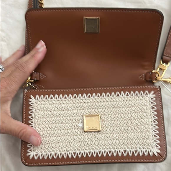 BNWT Tory Burch Elegant Brown and Cream Crossbody - Picture 5 of 9
